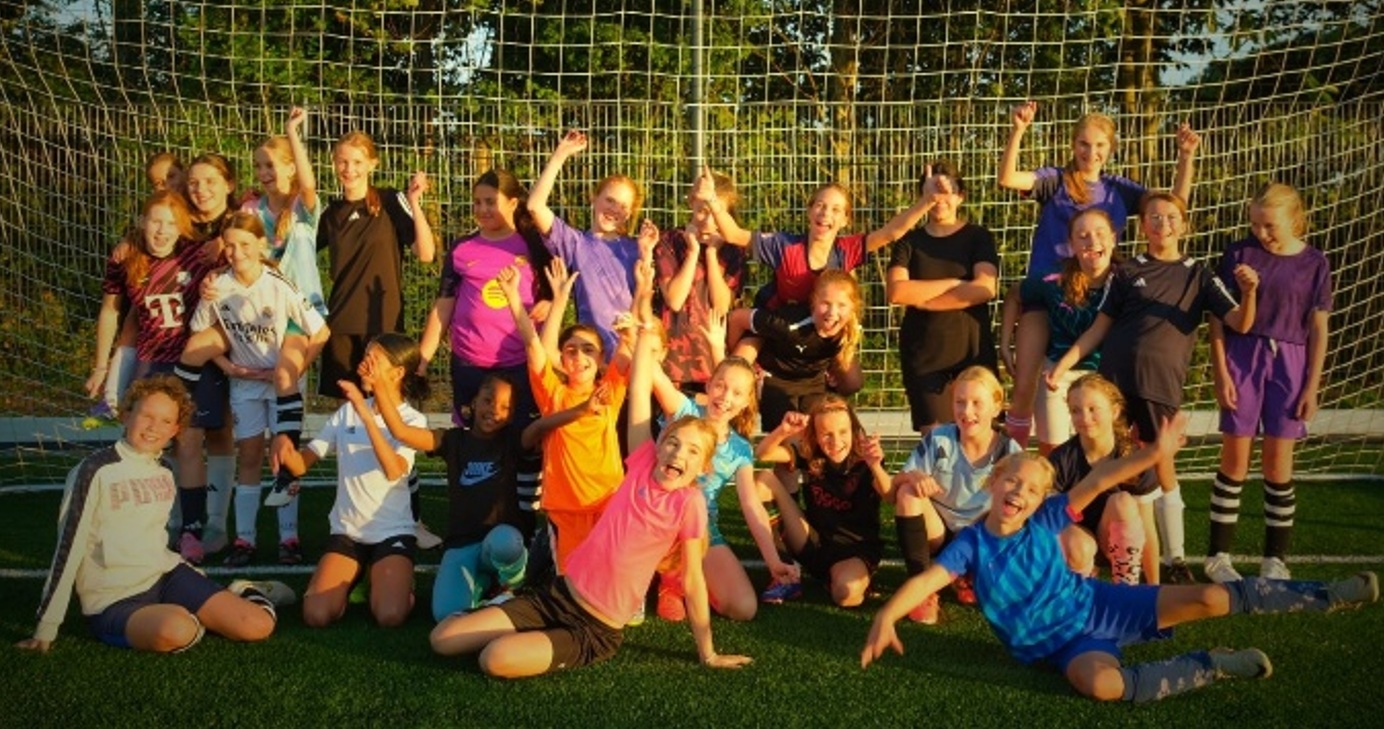 Update meidenvoetbal